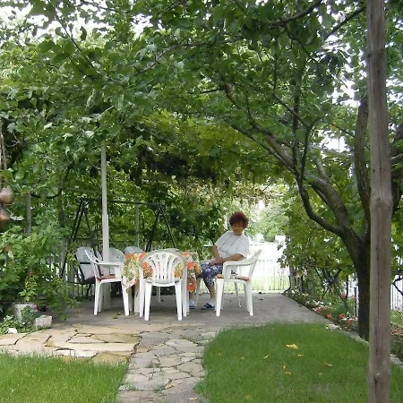Guest house Sarokhaz